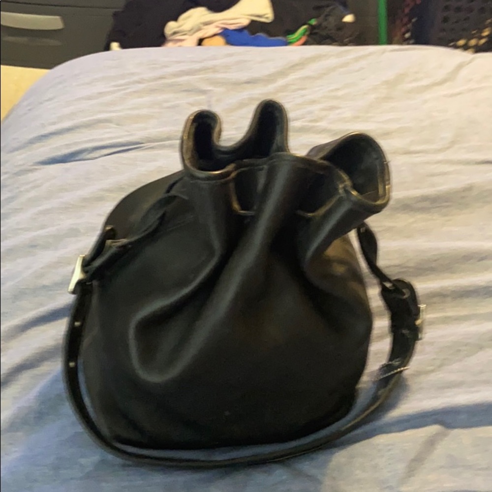 Pre-loved vintage bucket leather coach